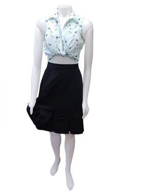 Dana Buchman EUC 100% Wool black pleated midi skirt, size 10